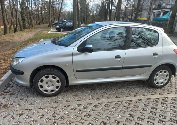Peugeot 206 cena 4000 przebieg: 178526, rok produkcji 2006 z Końskie małe 29
